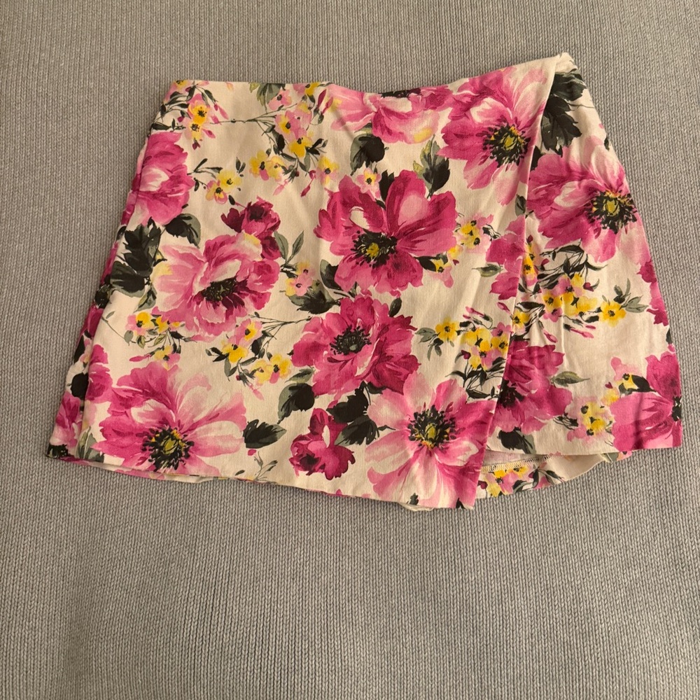 Abercrombie Scarlett Line Blend Wrap Mini Skort Pink Floral
